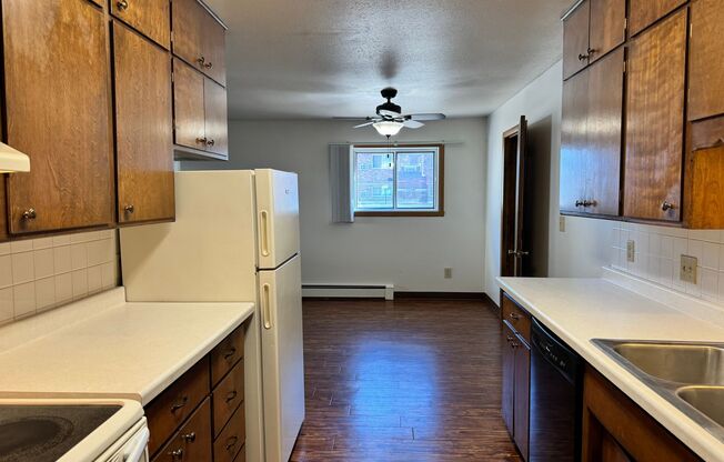 Cottonwood Apartments