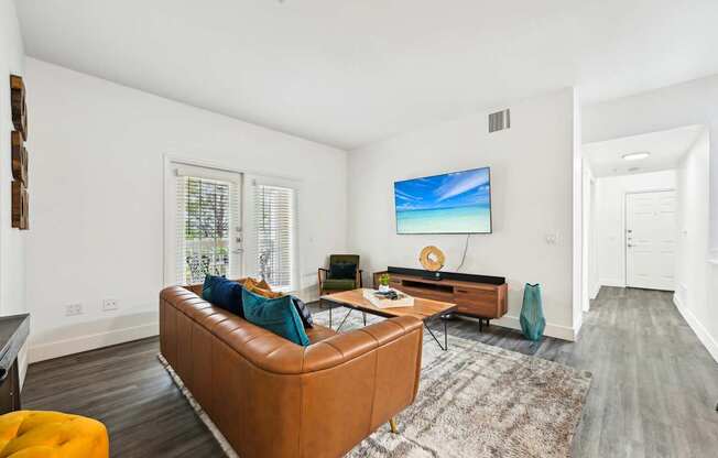 Stone Cliff Apartments