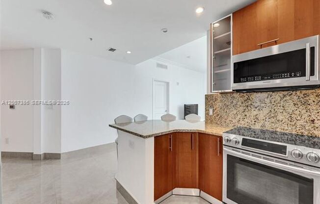 3 beds, 3 baths, 1,744 sqft, $4,800, Unit 1945 S Ocean Dr # 2101