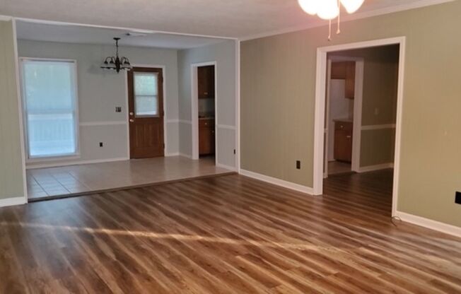 1711 Delhi Drive Opelika, AL 36801