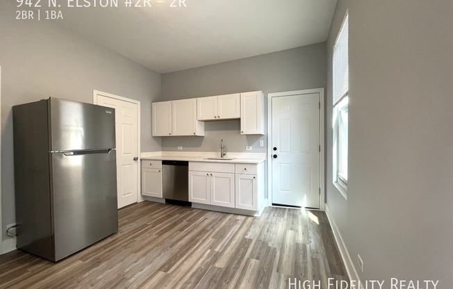 942 North Elston Avenue