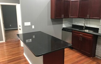 Newly Renovated 2,3,4 Bedroom apartments. Downtown Albany Off Campus student apartments.