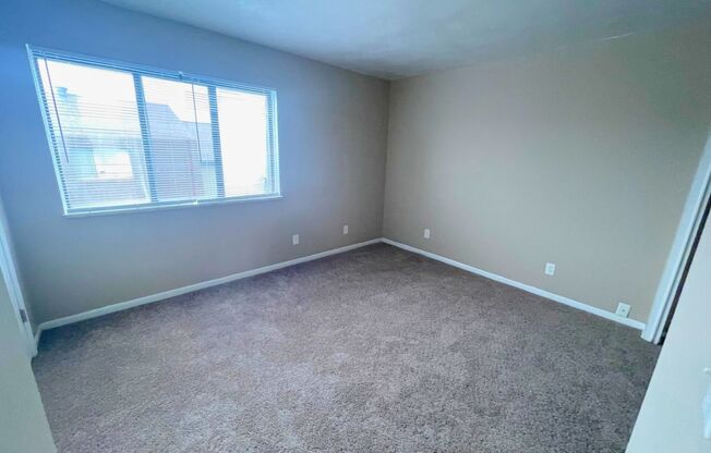 720 W. Centennial Ave.