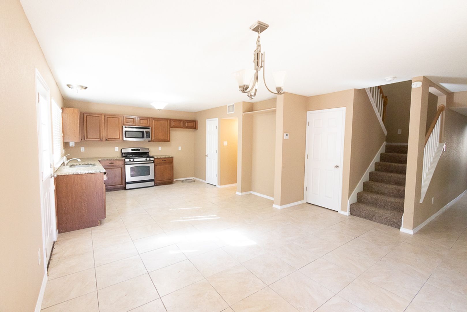 SPACIOUS 3 BR/2.5 BATH*FRESH PAINT THROUGHOUT*STAINLESS STEEL APPLIANCES**FIREPLACE IN LIVING AND MASTER*COVERED PATIO*OUTSIDE PATIO FROM MASTER*DECK IN BACK*EASY ACCESS TO LACKLAND AFB, SEA WORLD, UTSA, & SHOPPING