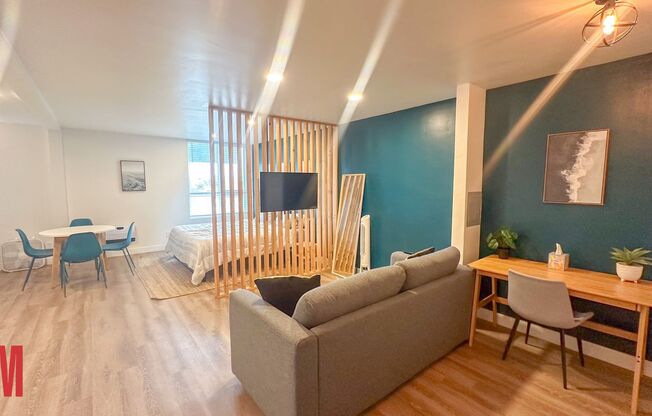 Studio, 1 bath, 500 sqft, $2,695, Unit 19