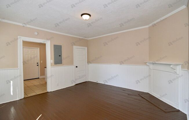 1 bed, 1 bath, $800, Unit Apt. A