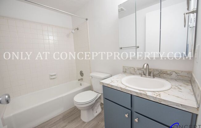2 beds, 1 bath, 840 sqft, $1,210, Unit 28