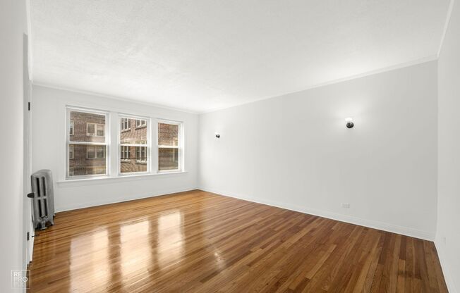 7930 S Ingleside