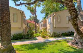 2206-12 V Street Mirabella Apartments