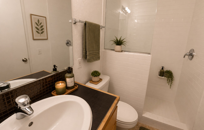 1 bed, 1 bath, 530 sqft, $1,349, Unit PPLD-102