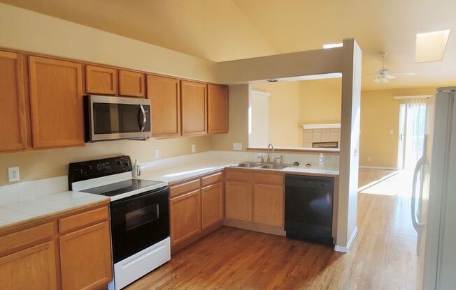 Main level living rancher in Briargate