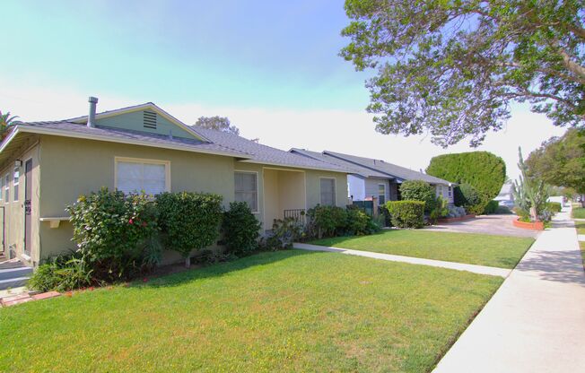 Charming Sun-Filled 3BR/2BA Home in Lake Balboa with Large Backyard & Fruit Trees