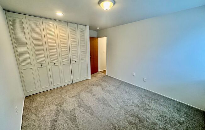 2 beds, 1 bath, 1,000 sqft, $1,295, Unit 101
