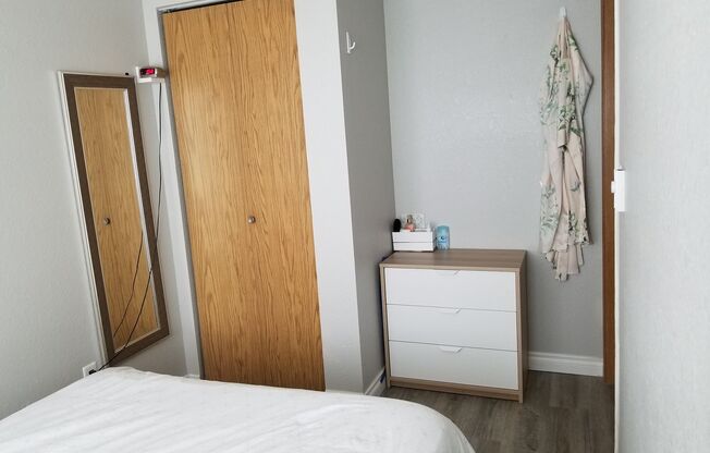 1 bed, 1 bath, 442 sqft, $1,415, Unit B101