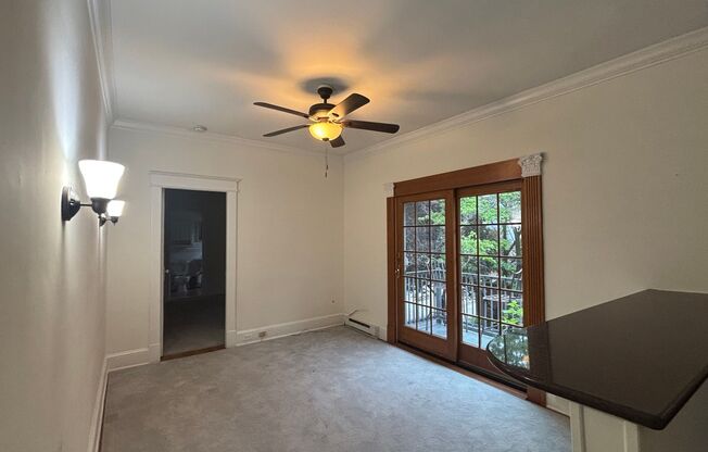 Lovely 1 BR/1 BA Condo in Georgetown!