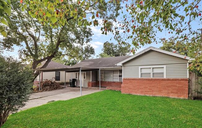3015 DACCA DR