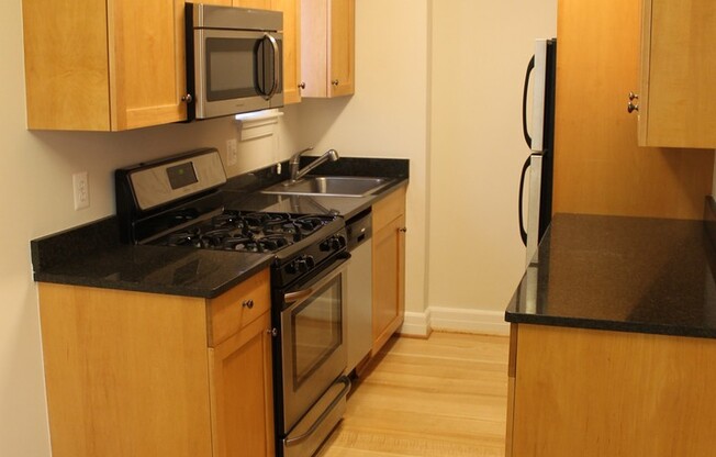 1 bed, 1 bath, 706 sqft, $2,300, Unit 108