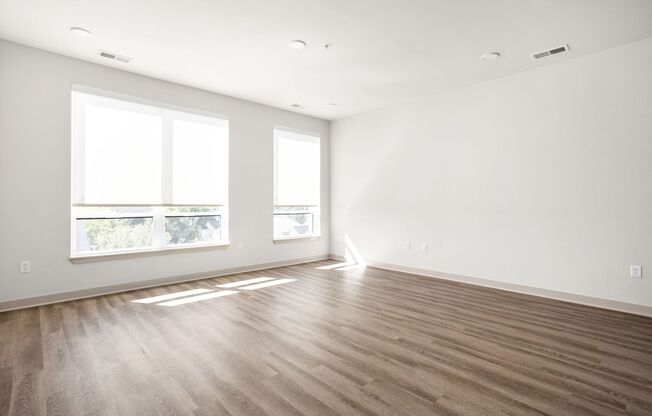 1 bed, 1 bath, 910 sqft, $1,685, Unit 833 W Main St #203