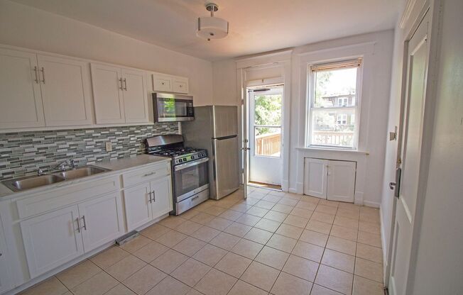 3422 S. Compton Avenue