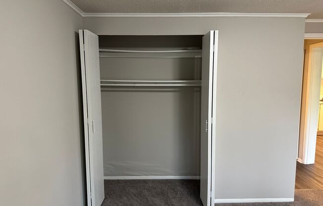 1 bed, 1 bath, 634 sqft, $954, Unit 1833 WC