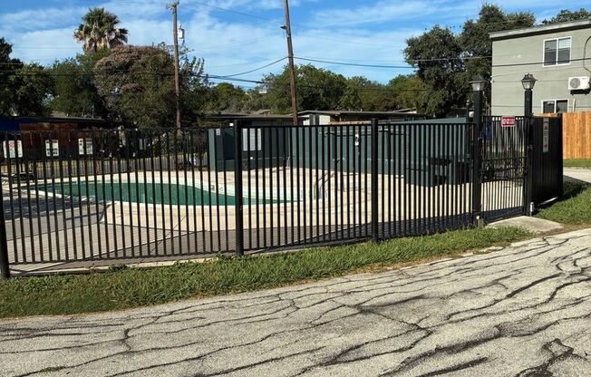 The Montecito Apts