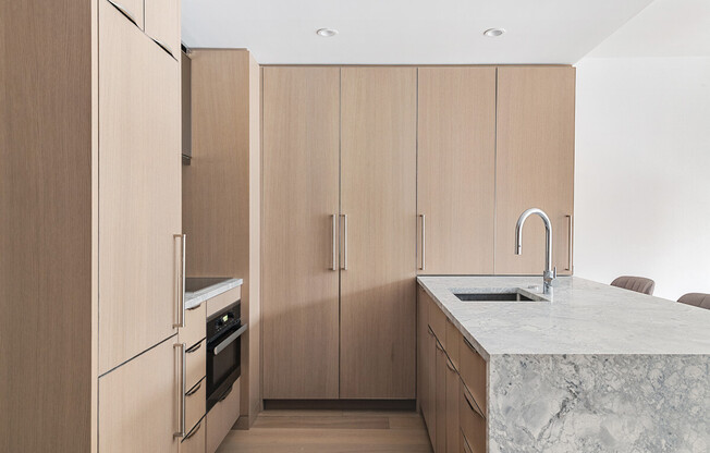 1 bed, 1 bath, 549 sqft, $6,500, Unit 39G