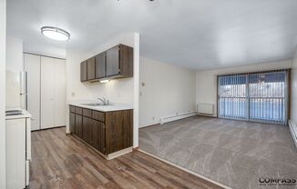2 beds, 1.5 baths, 884 sqft, $1,275, Unit 101