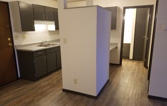 1 bed, 1 bath, $745, Unit 3633 Fairfax Street, 215