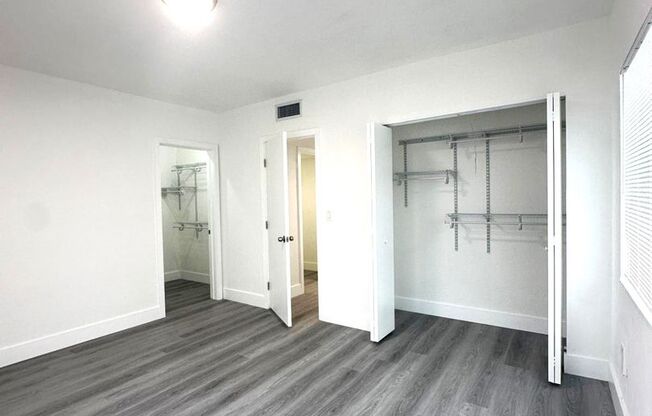 3 beds, 2 baths, $3,600, Unit 7291-26