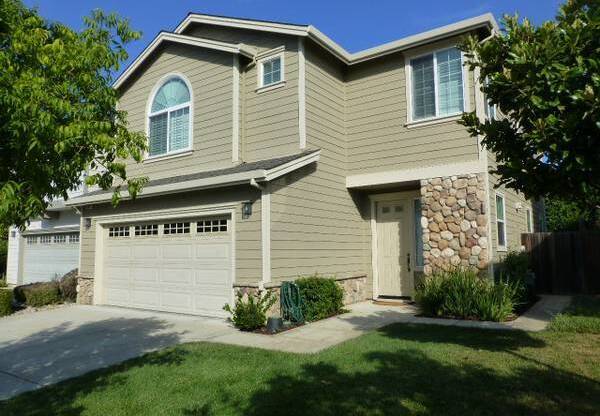 Coming Soon! Beautiful and Spacious 4 Bedroom Home in Central Park Neighborhood!