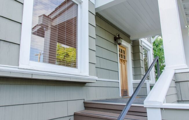 4Bd/2.75Ba Seattle House