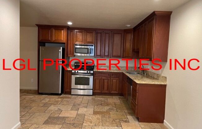 4 beds, 2 baths, 1,300 sqft, $1,650, Unit 1