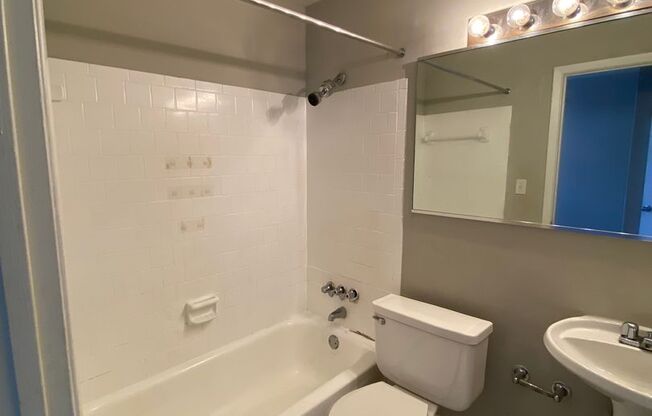 1 bed, 1 bath, 450 sqft, $1,295, Unit 963-110