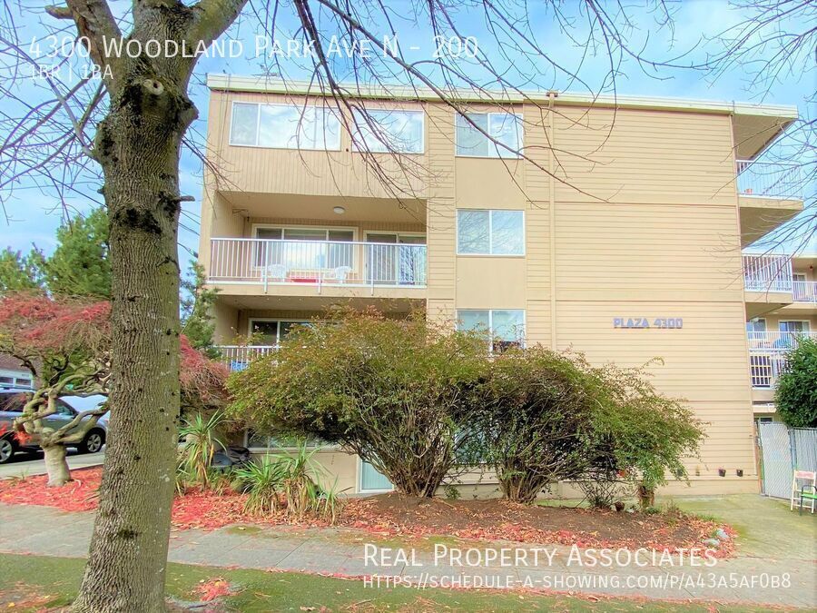 4300 Woodland Park Ave N