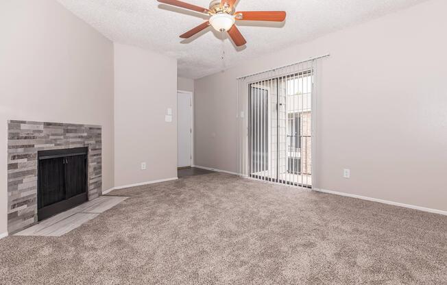2 beds, 2 baths, 880 sqft, $1,116