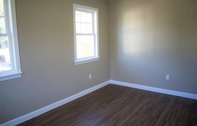 2 beds, 1 bath, 900 sqft, $2,600, Unit 2