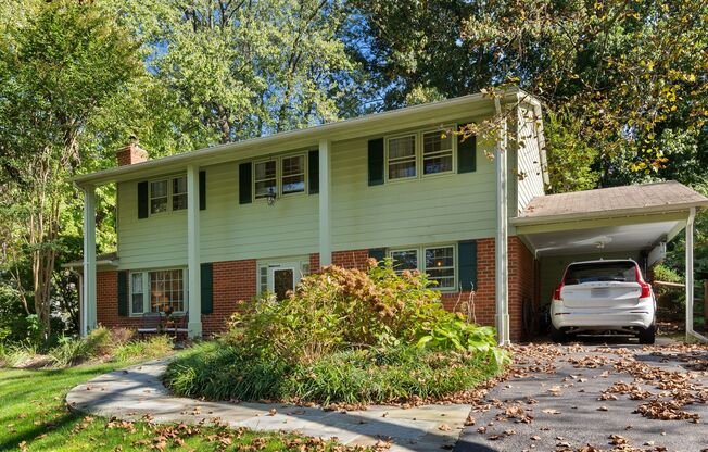 Updated 4BR Springfield Home with Spacious Yard & Easy I-95 Access