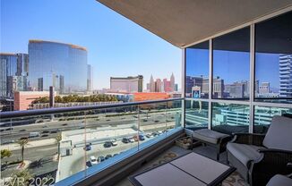 AMAZING - VIEWS, 2 TERRACES, FULLY FURNISHED AND READY FOR MOVE IN!!!