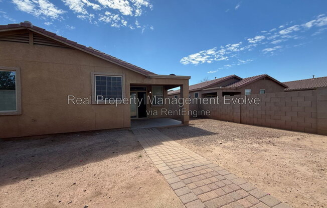 3 beds, 2 baths, 1,914 sqft, $1,975