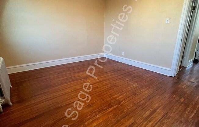 3 beds, 1 bath, $1,450