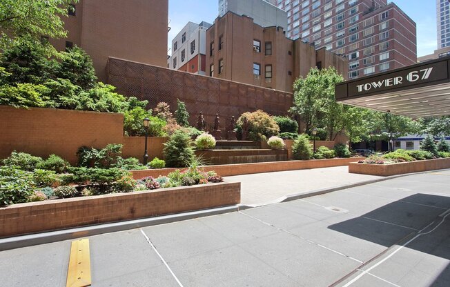 1 bed, 2.5 baths, $7,000, Unit 21K