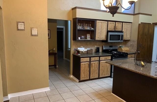 444 DILLARD LN