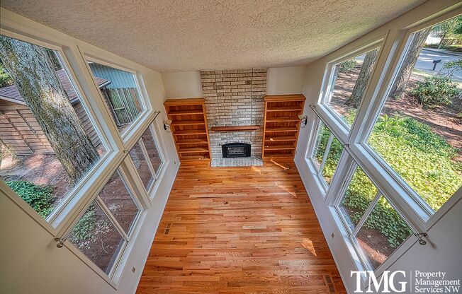 3 BD Hillsboro Home with Large Primary Suite & Outdoor Living