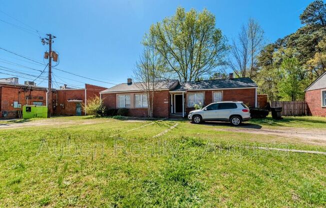 2245 WOODWARD AVE