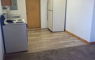 1 bed, 1 bath, 400 sqft, $595