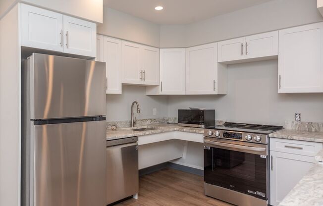 1 bed, 1 bath, 540 sqft, $2,300, Unit 2T06