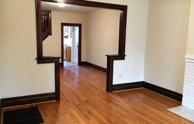 431 Tompkins