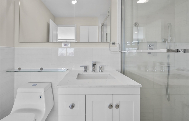 Studio, 1 bath, 590 sqft, $3,500, Unit 18M