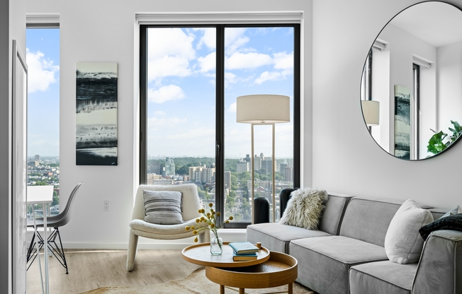 2 beds, 2 baths, $6,160, Unit 18-I