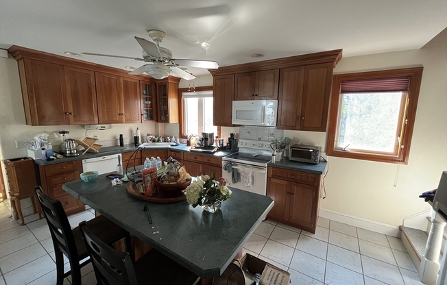 14 SHEFFIELD RD